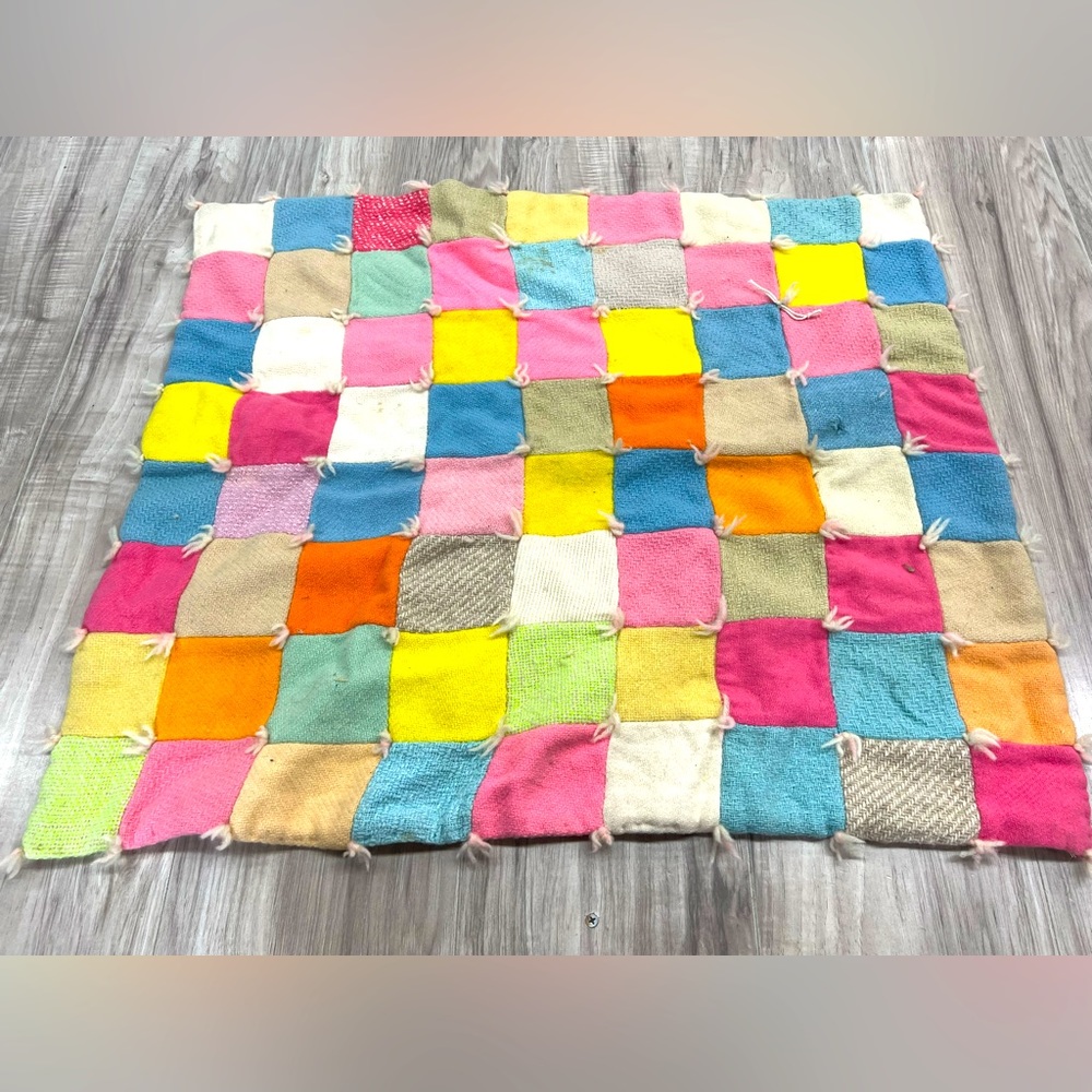 Adorable vintage lap quilt